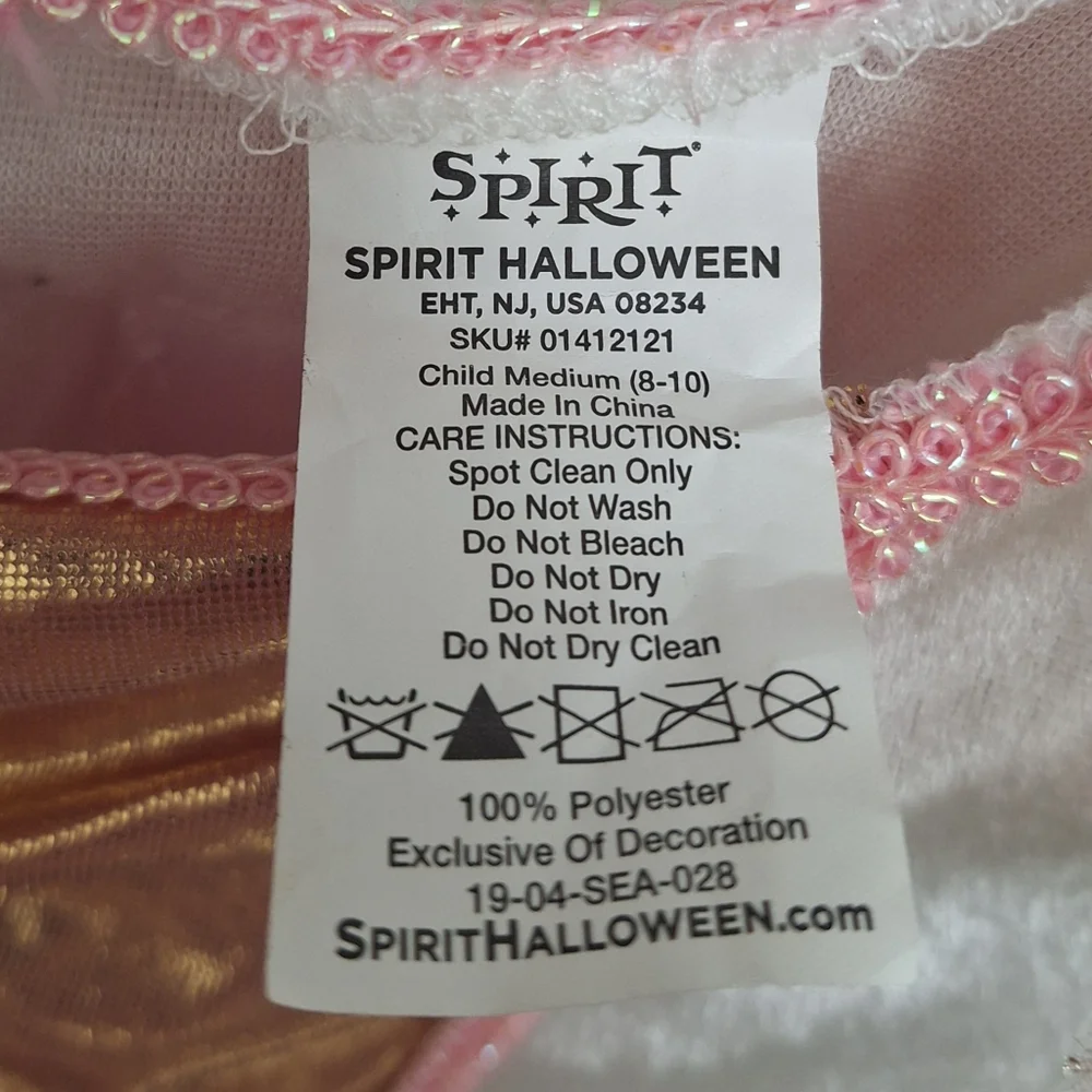 Spirit Halloween Shimmering Unicorn costume for a child Medium 8/10